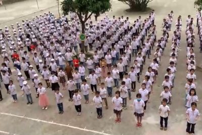 Hoạt động múa hát tập thể của trường tiểu học Trần Quốc Toản