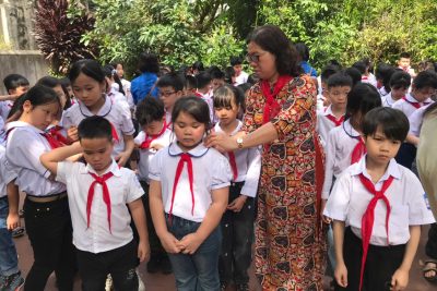 LIÊN ĐỘI TRƯỜNG TIỂU HỌC TRẦN QUỐC TOẢN TỔ CHỨC LỄ KẾT